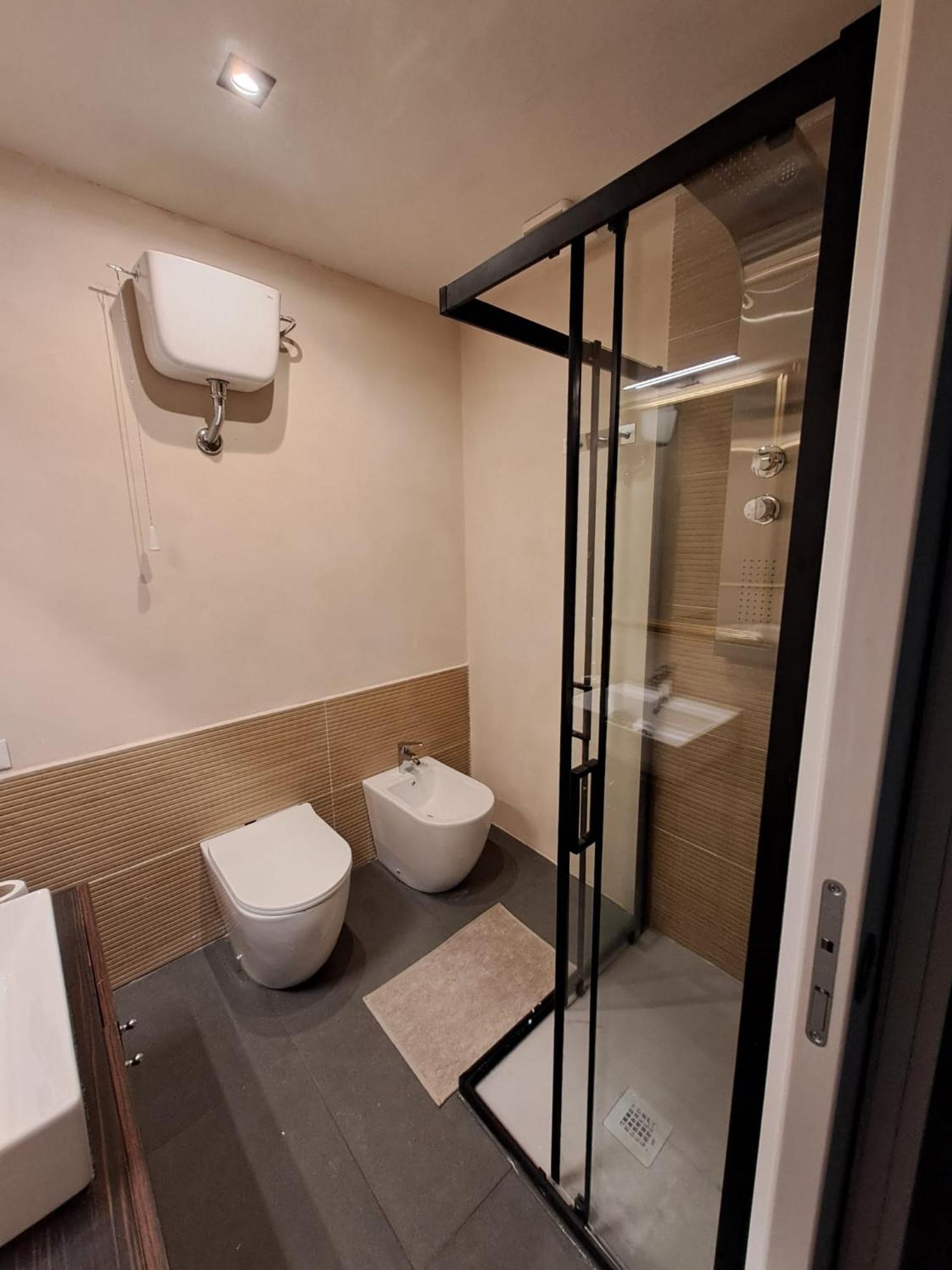 Rock&White Apartment เจนัว ภายนอก รูปภาพ